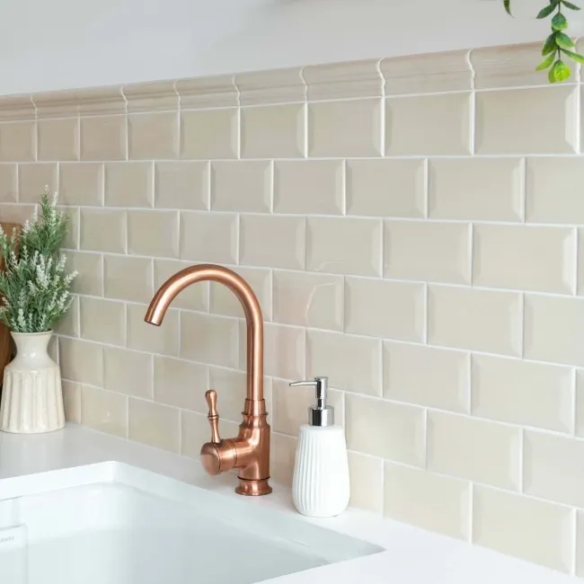 Antique Chamarande Cream Crackle Metro Gloss Tiles